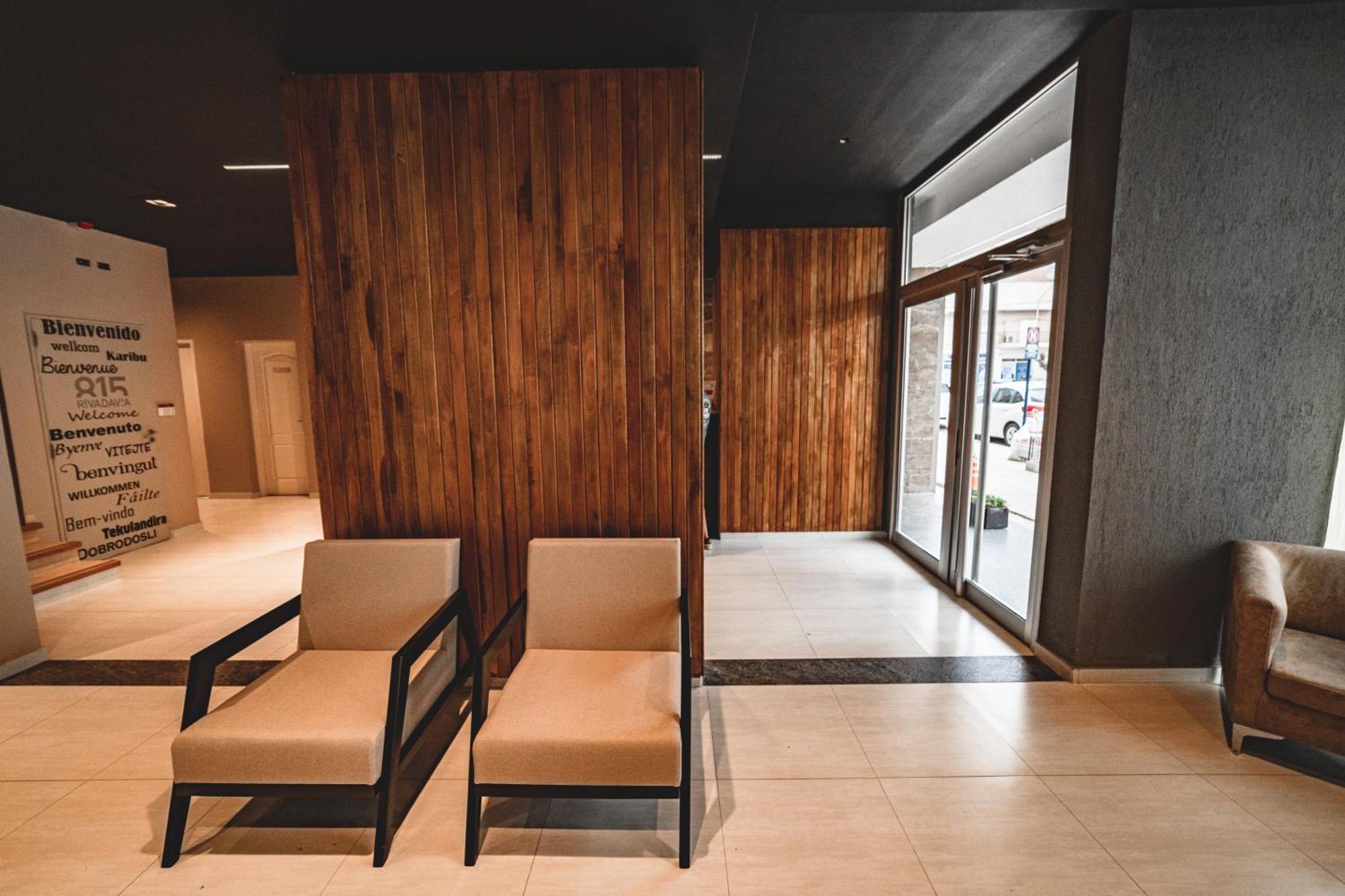 Apart Hotel Rivadavia 815 Neuquen Exterior photo